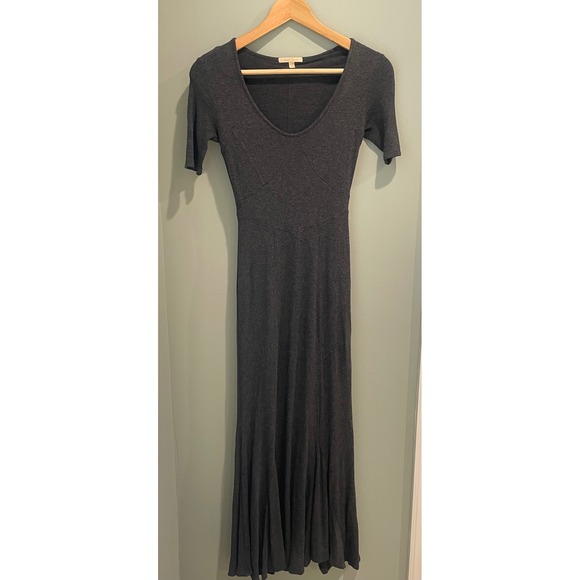 Bordeaux Dresses & Skirts - Bordeaux‎ Gray Maxi Dress V Neck Short Sleeve Casual Knit Flowy Flared